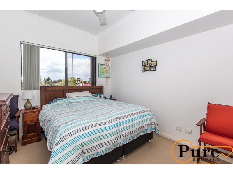 15/5 Rock Street, Scarborough QLD 4020