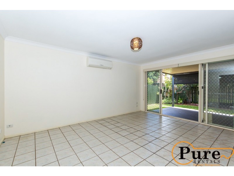 12 Wivenhoe Place, Runcorn QLD 4113