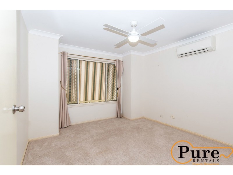 12 Wivenhoe Place, Runcorn QLD 4113