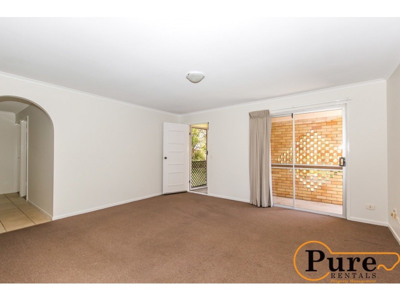 6 Farr Court, Daisy Hill QLD 4127