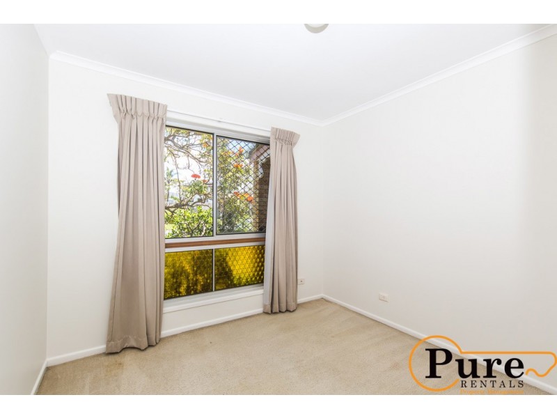 6 Farr Court, Daisy Hill QLD 4127