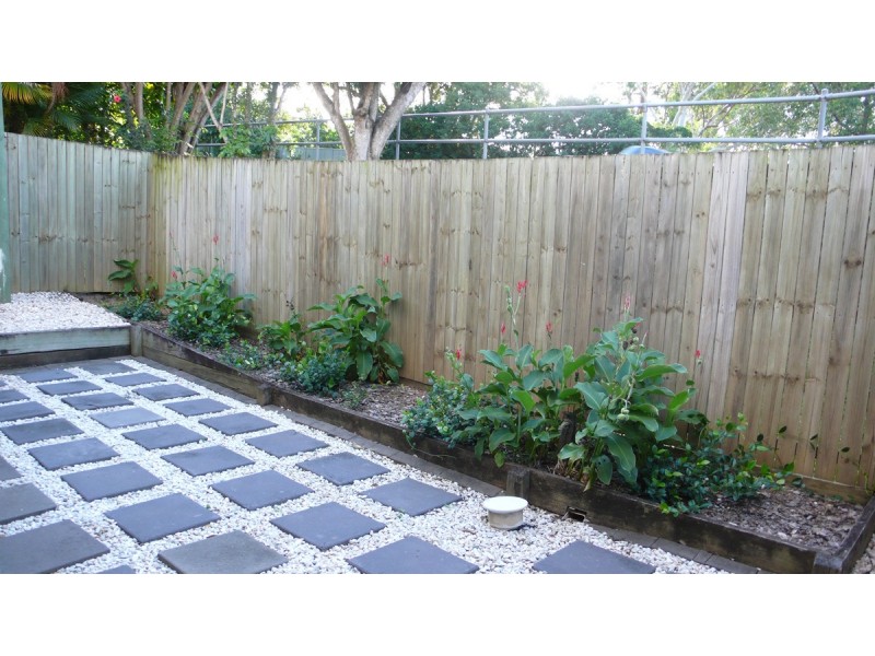 101/28 Dengate Lane, St Lucia QLD 4067
