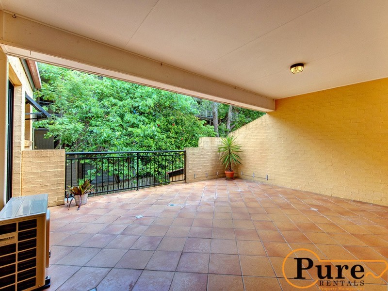 3/11 Vincent Street, Indooroopilly QLD 4068