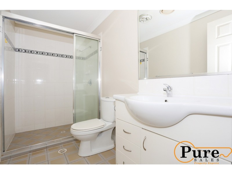 13/14 Le Grand Street, Macgregor QLD 4109