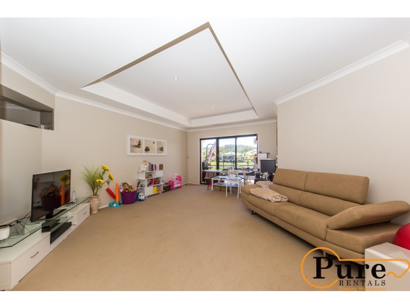 7 Palmyra Court, Burleigh Waters QLD 4220
