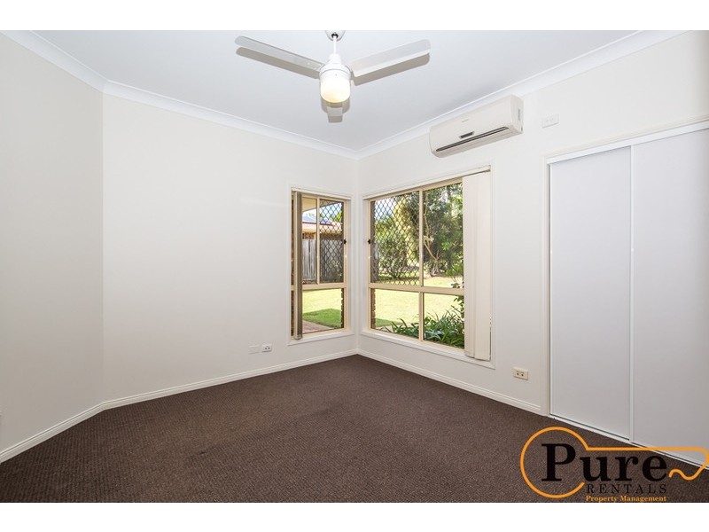 18 Arnold Palmer Drive, Parkwood QLD 4214