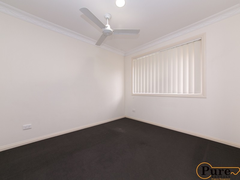 7 Nicolson Court, Mermaid Waters QLD 4218