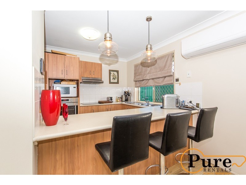 22 Matthews Way, Wakerley QLD 4154