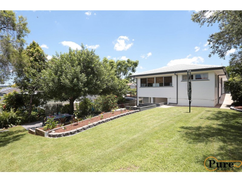 26 Rymer Street, Carina QLD 4152