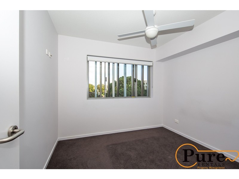 8/17-19 Carl Street, Woolloongabba QLD 4102