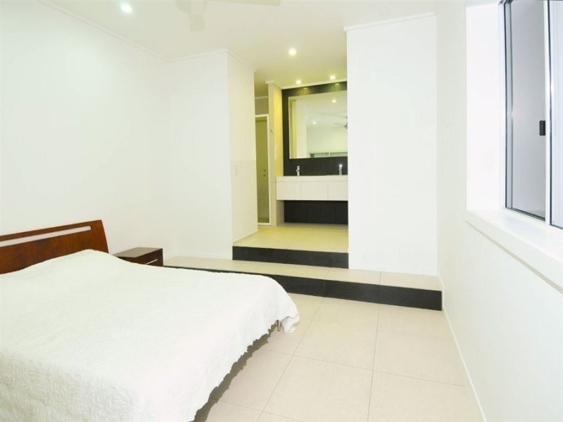 69 Charlton Street, Ascot QLD 4007