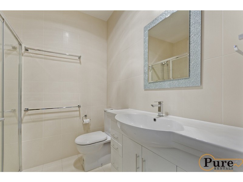 3/18 Ward Street, Indooroopilly QLD 4068