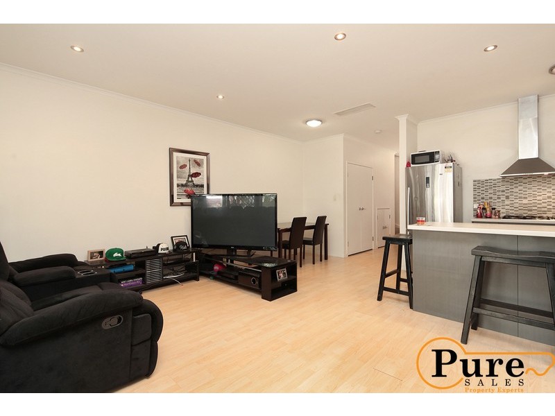 4/100 Bride Street, Wynnum QLD 4178