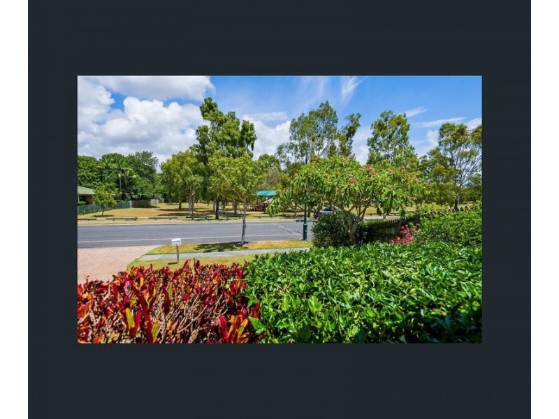 1/35 Brown Street, Labrador QLD 4215