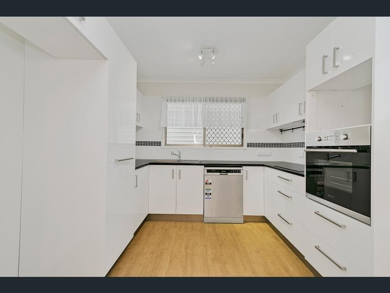 2 Hakari Street, Crestmead QLD 4132