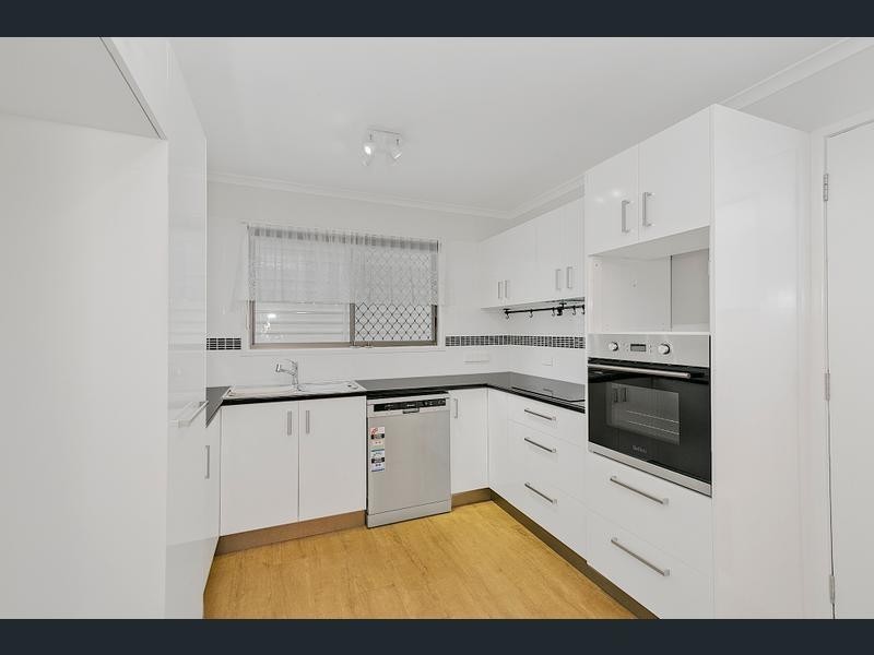 2 Hakari Street, Crestmead QLD 4132