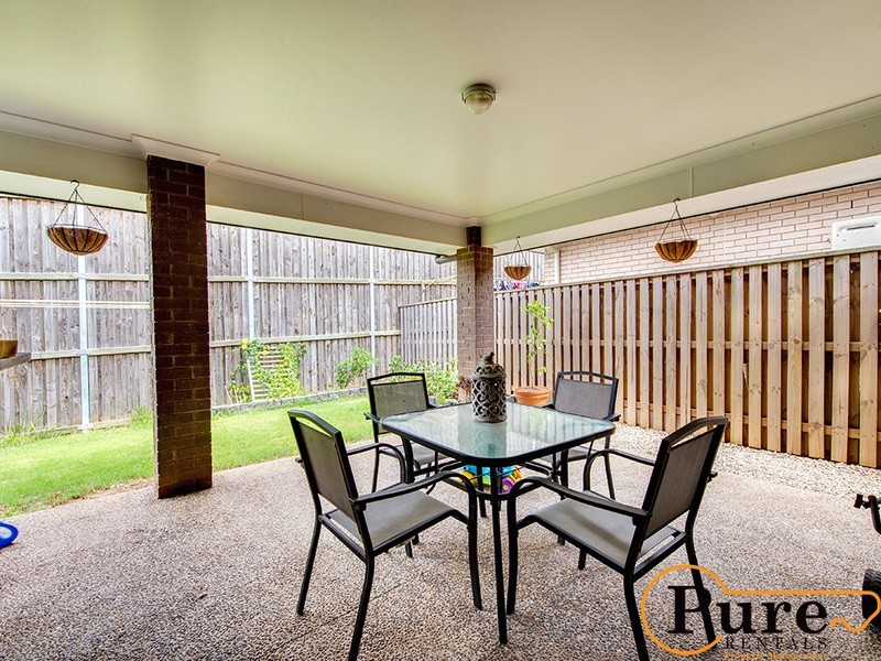 56 Merimbula Crescent, Fitzgibbon QLD 4018