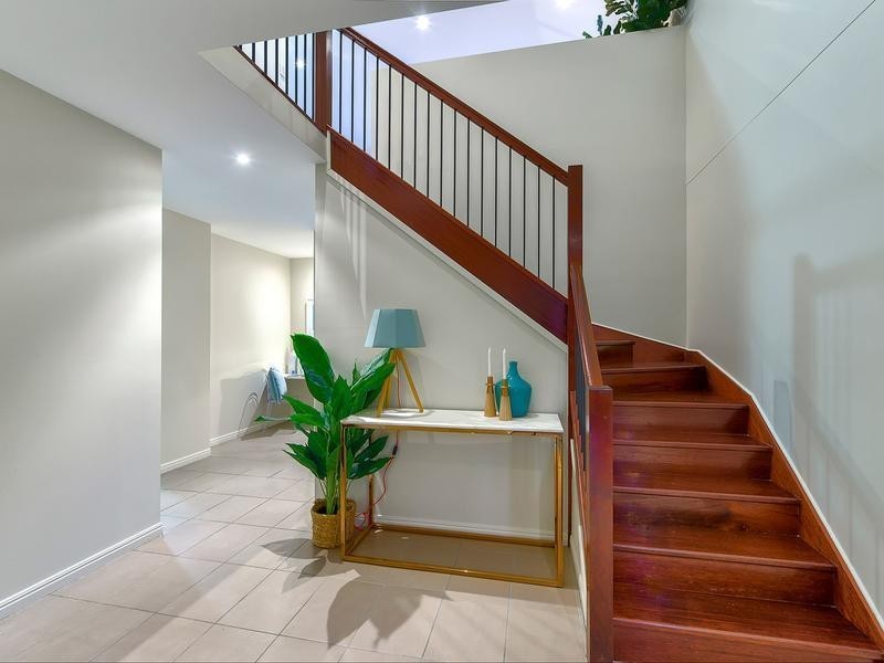 90 Elkhorn Street, Enoggera QLD 4051