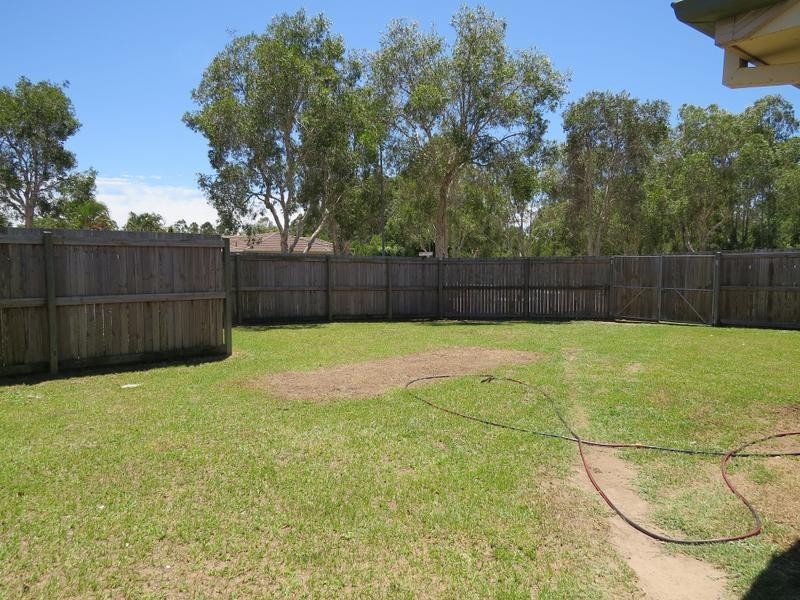 19 Billabong Drive, Crestmead QLD 4132