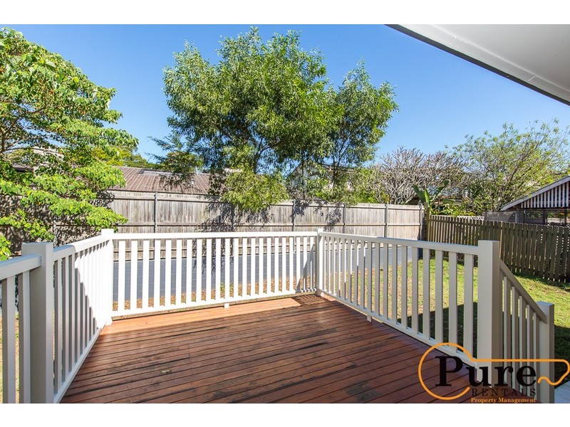 29 Moorfields Street, Fig Tree Pocket QLD 4069