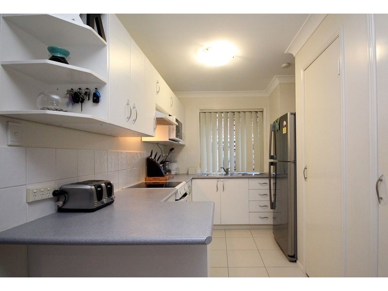 6 Bishop Court, Loganlea QLD 4131