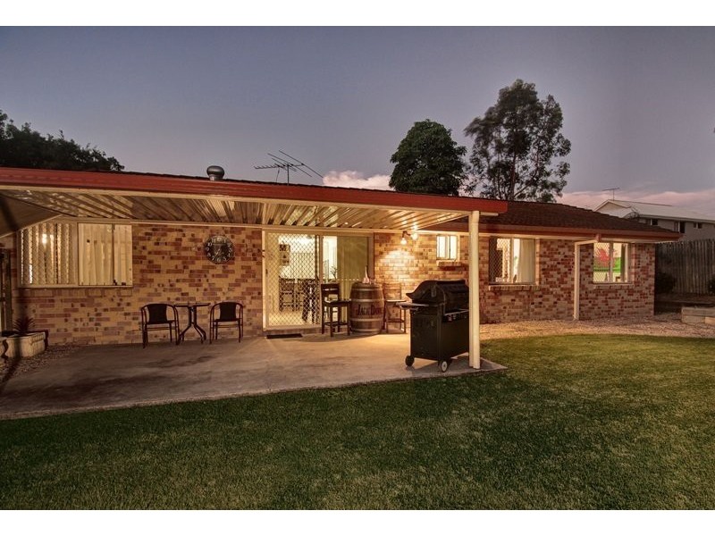 6 Bishop Court, Loganlea QLD 4131