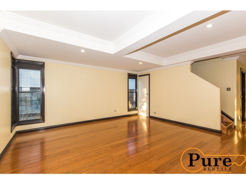 21 Green Terrace, Windsor QLD 4030