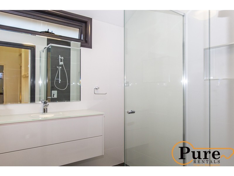 21 Green Terrace, Windsor QLD 4030