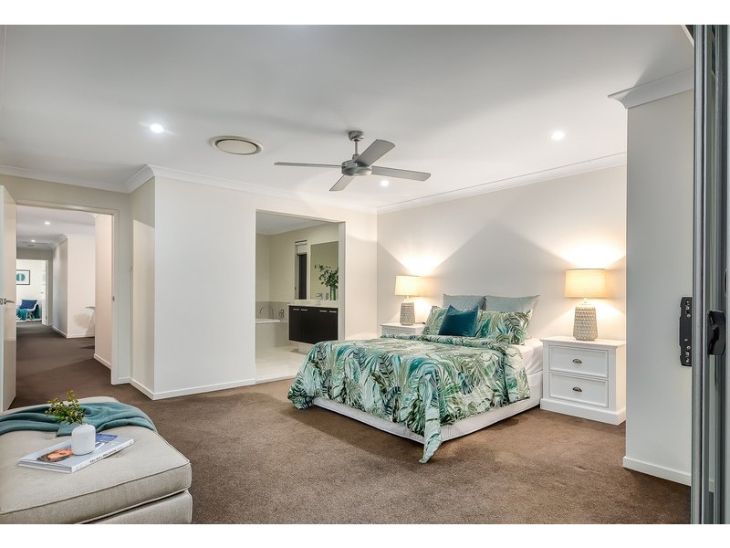 4 Crofton Street, Geebung QLD 4034