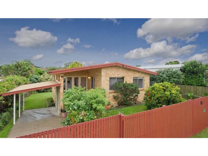 7 Yanderra Avenue, Arana Hills QLD 4054