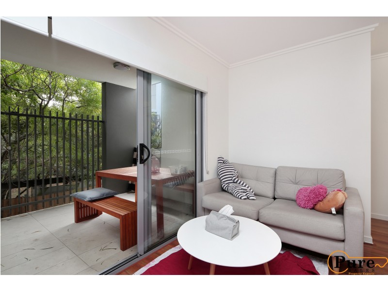 5/146 Cavendish Road, Coorparoo QLD 4151