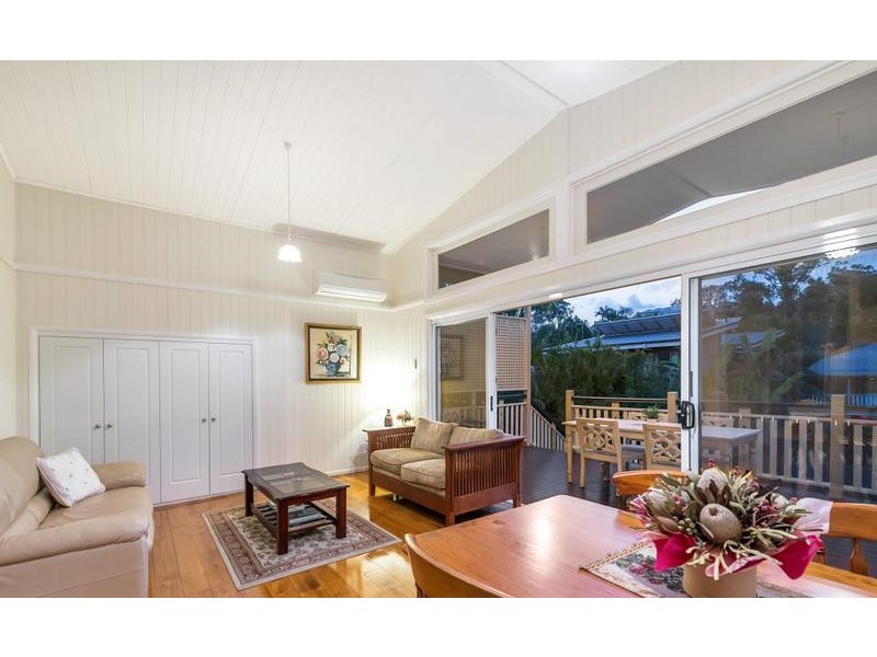 35 Knowles Street, Auchenflower QLD 4066