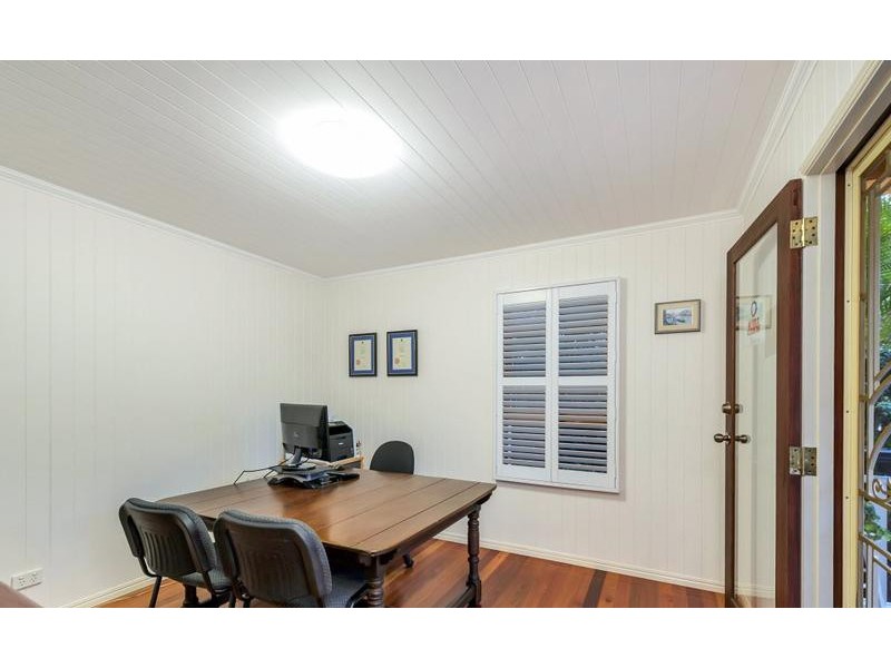 35 Knowles Street, Auchenflower QLD 4066