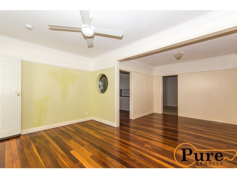 70 Burralong Street, Deagon QLD 4017