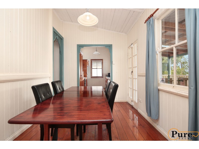 21 Kintore Street, Annerley QLD 4103