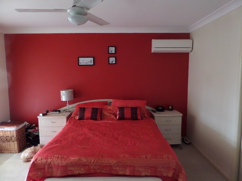 18 Polynesia Avenue, Pacific Pines QLD 4211