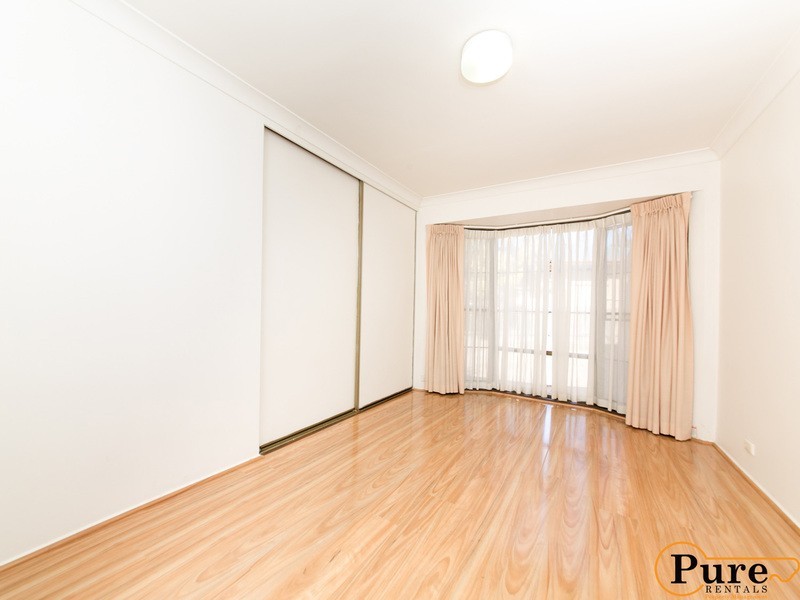 8 Niven Street, Stafford Heights QLD 4053