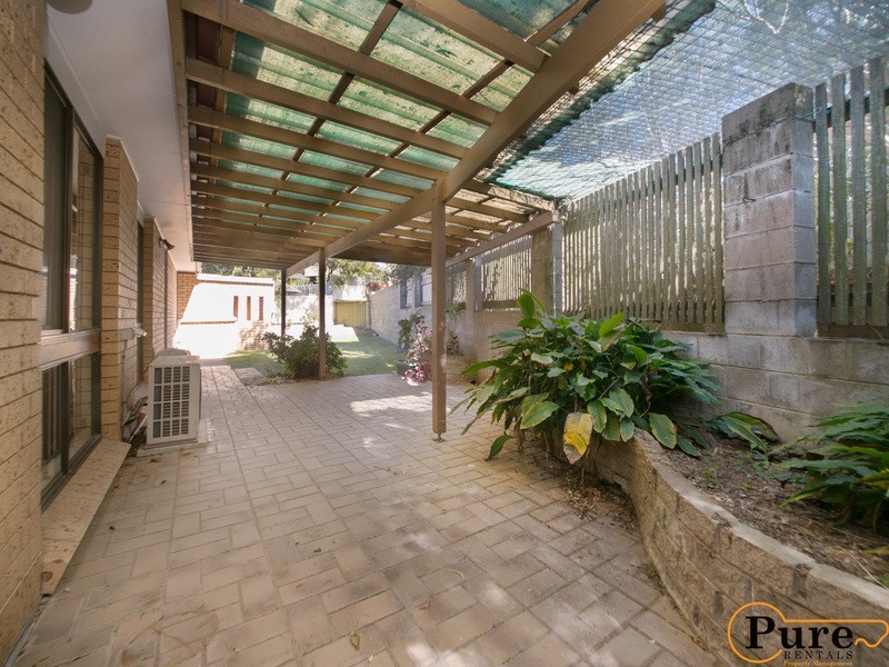 8 Niven Street, Stafford Heights QLD 4053