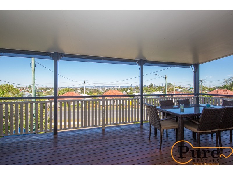 42 Boundary Road, Camp Hill QLD 4152