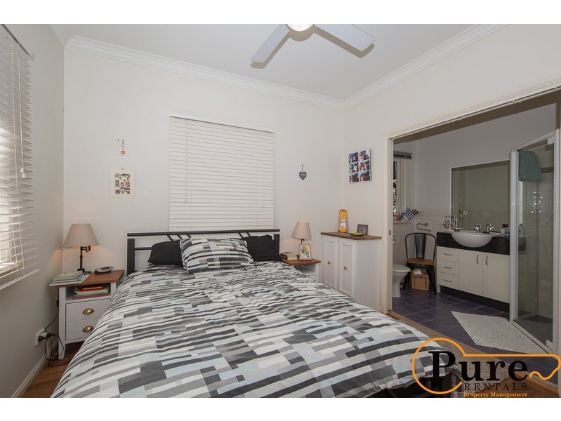 42 Boundary Road, Camp Hill QLD 4152