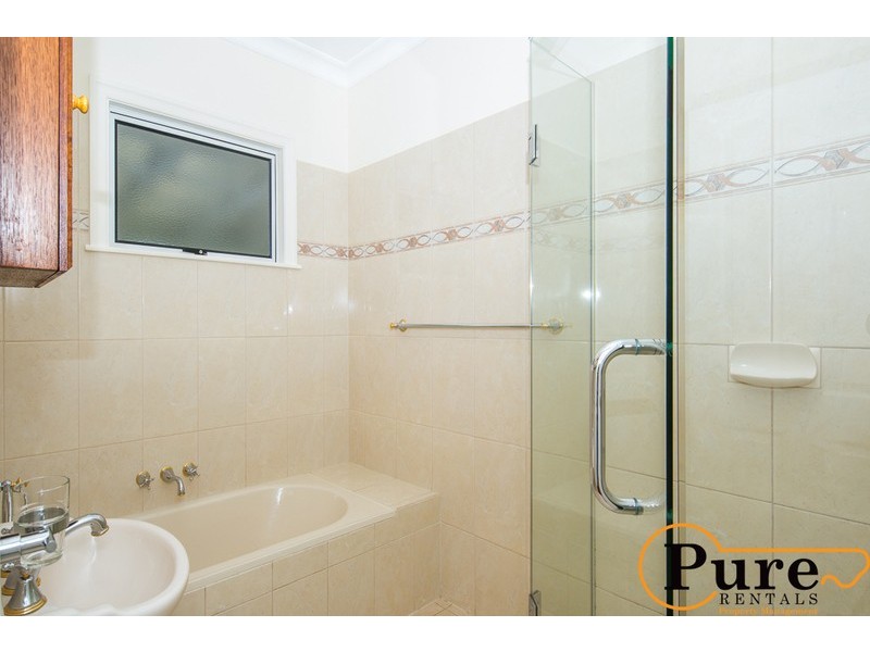 24 Yiada Street, Kedron QLD 4031