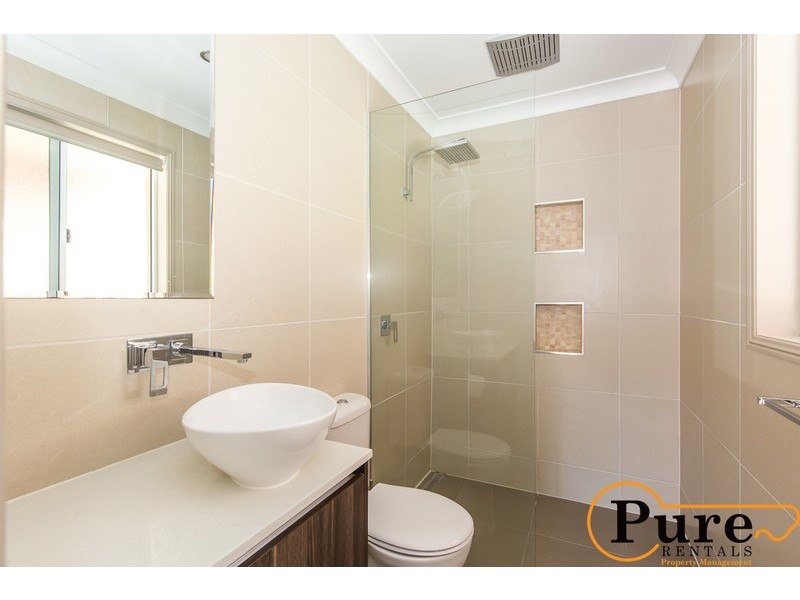 36 Drysdale Lane, Parkwood QLD 4214