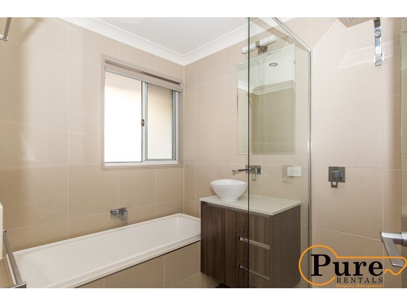 36 Drysdale Lane, Parkwood QLD 4214