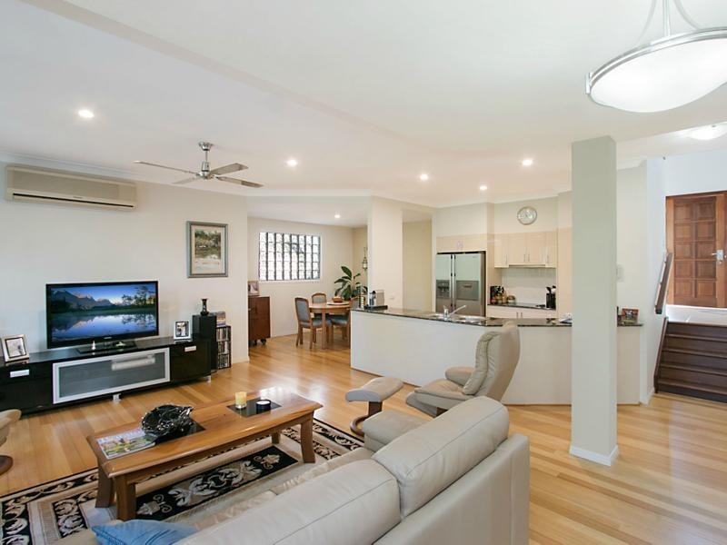 294 Ron Penhaligon Way, Robina QLD 4226