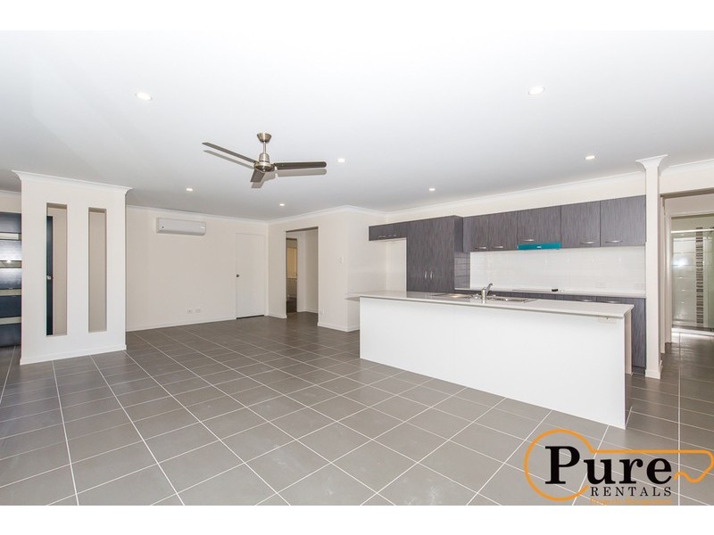 37 Gordon Drive, Upper Coomera QLD 4209