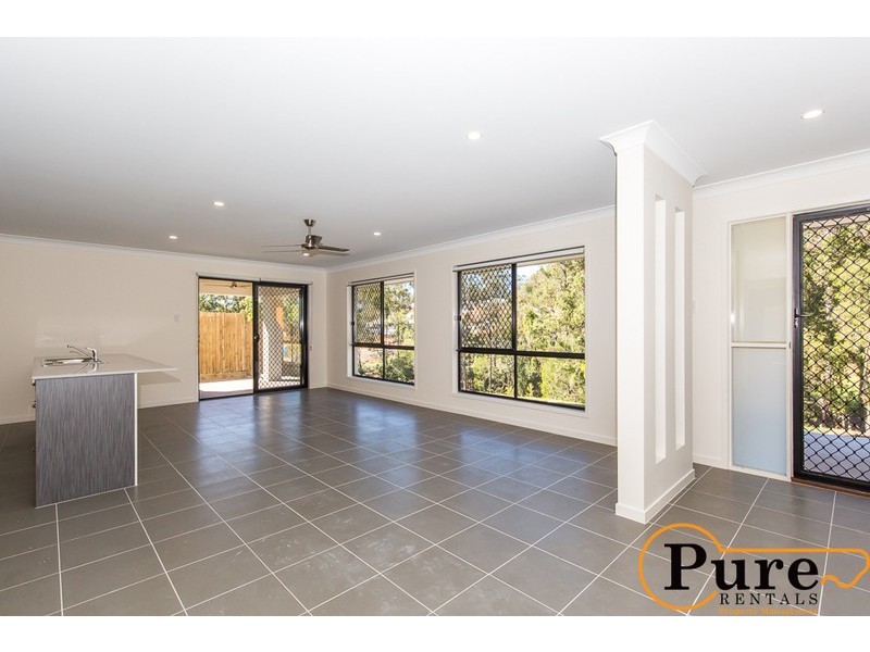 37 Gordon Drive, Upper Coomera QLD 4209