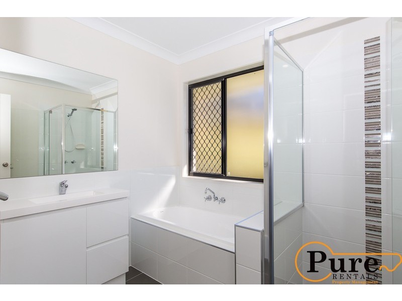 37 Gordon Drive, Upper Coomera QLD 4209
