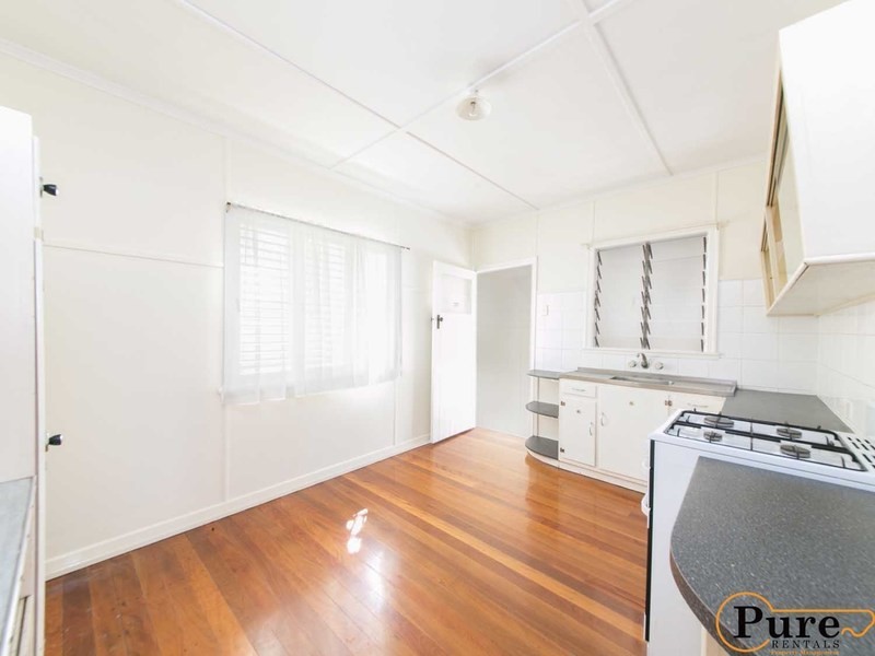 28 Belnoel Street, Wavell Heights QLD 4012