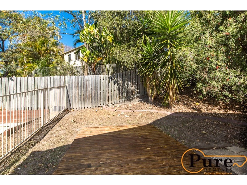 133 Pacific Pines Boulevard, Pacific Pines QLD 4211