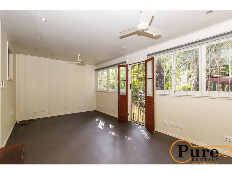 56 Regent Street, Woolloongabba QLD 4102